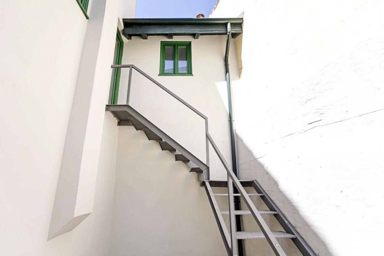 D. Joao IV Apartments By Lovelystay Porto Exterior foto